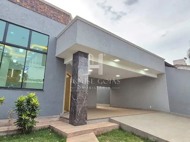 Casa com 360m² 4 quartos e 4 banheiros, à venda, no bairro Vila Brasília em Aparecida de Goiânia