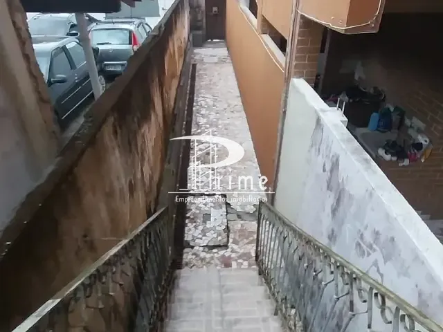 Casa 3 quartos e 3 banheiros, para alugar, no bairro Baldeador em Niterói
