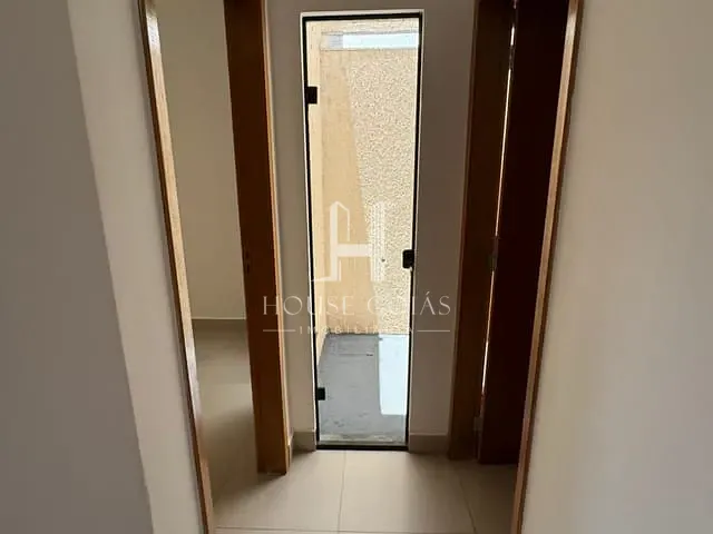 Casa 2 quartos e 2 banheiros, à venda, no bairro Residencial Santa Fé em Goiânia