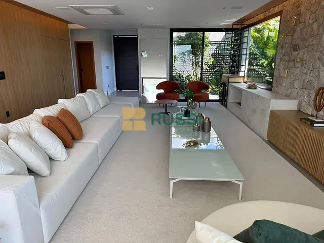 Casa 4 quartos e 6 banheiros, à venda, no bairro Condomínio Residencial Jaguary em São José dos Campos