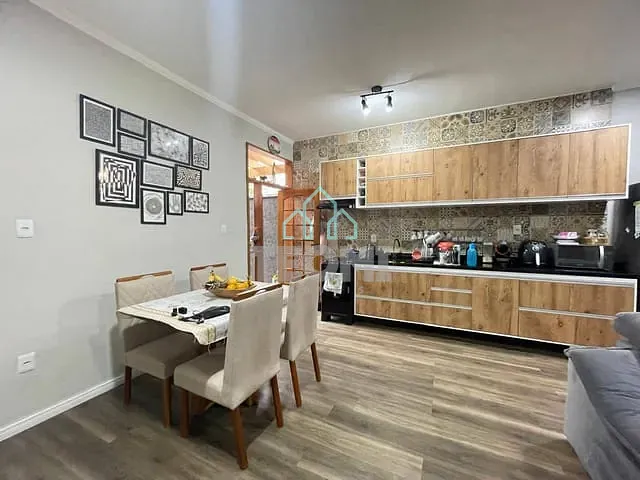 Casa com 125m² 2 quartos e 1 banheiro, à venda, no bairro Parque Aeroporto em Taubaté