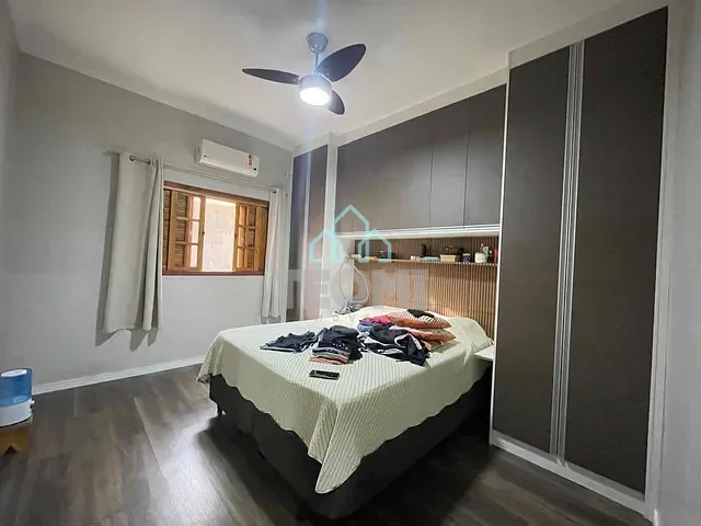 Casa com 125m² 2 quartos e 1 banheiro, à venda, no bairro Parque Aeroporto em Taubaté