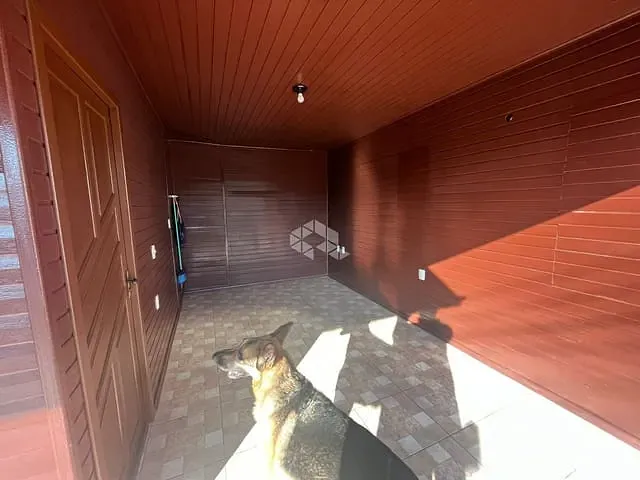 Casa 4 quartos e 2 banheiros, à venda, no bairro Desvio Rizzo em Caxias do Sul