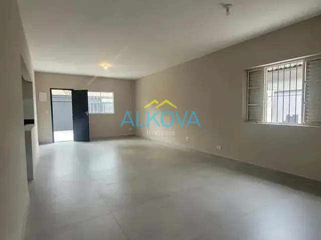 Casa com 250m² 2 quartos e 2 banheiros, à venda, no bairro Jardim Satélite em São José dos Campos