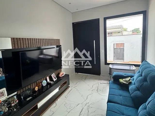 Casa com 250m² 2 quartos e 2 banheiros, à venda, no bairro Massaguaçu em Caraguatatuba