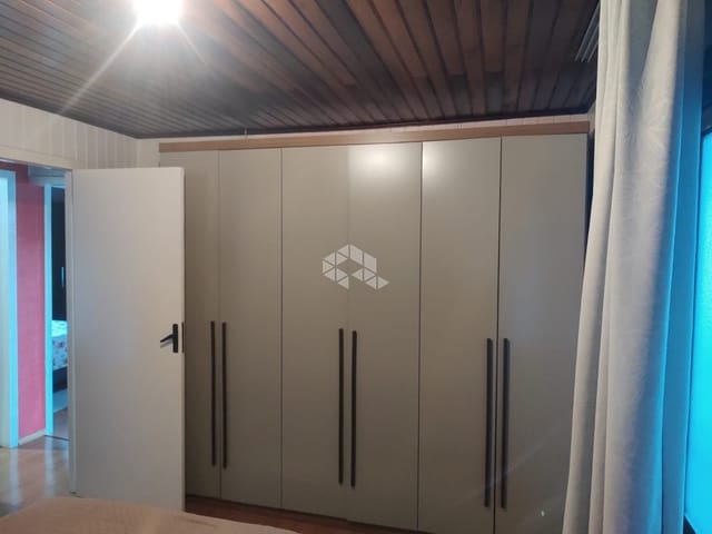 Casa 3 quartos e 1 banheiro, à venda, no bairro Bela Vista em Caxias do Sul