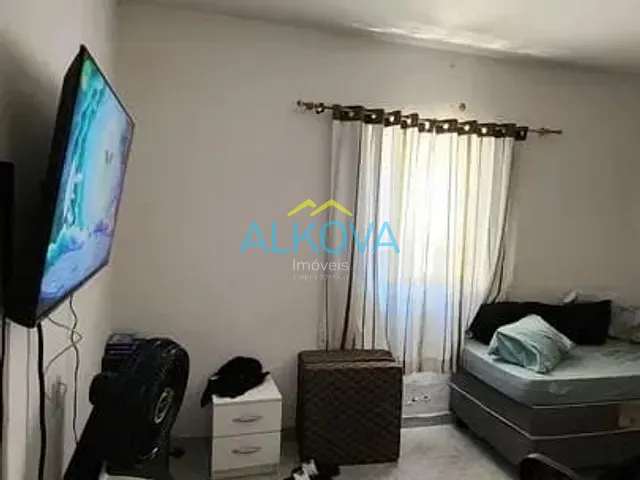 Casa com 125m² 2 quartos e 2 banheiros, à venda, no bairro Vila Tesouro em São José dos Campos