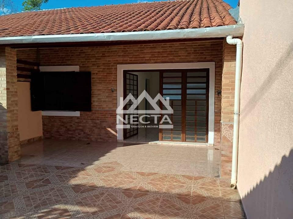 Casa, 6 quartos, 219 m² - Foto 1
