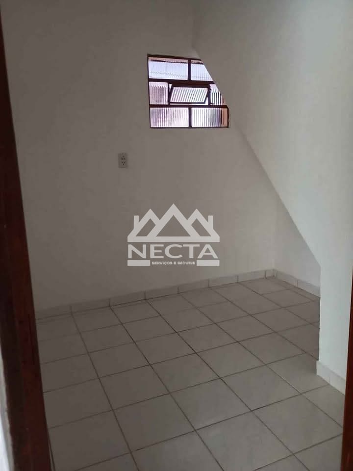Casa, 6 quartos, 219 m² - Foto 12