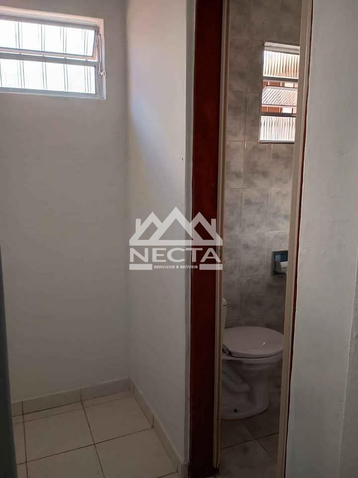 Casa, 6 quartos, 219 m² - Foto 9