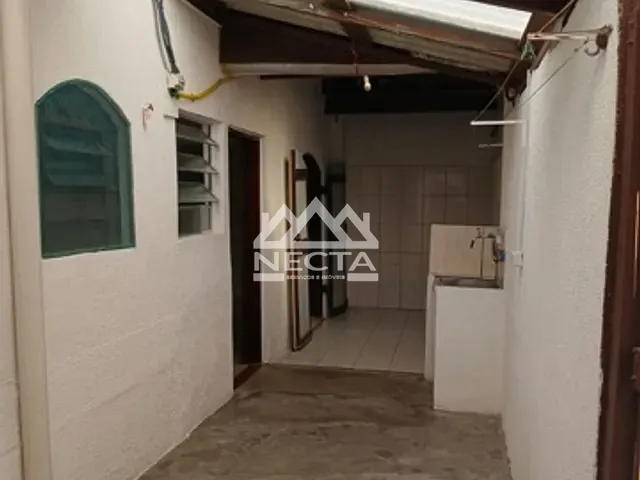Casa com 300m² 6 quartos e 6 banheiros, à venda, no bairro Martim de Sá em Caraguatatuba