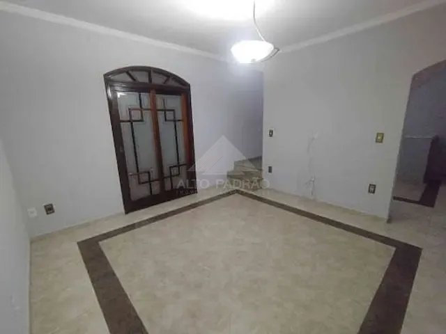 Casa com 200m² 3 quartos e 2 banheiros, à venda, no bairro Jardim Pilar em Mauá
