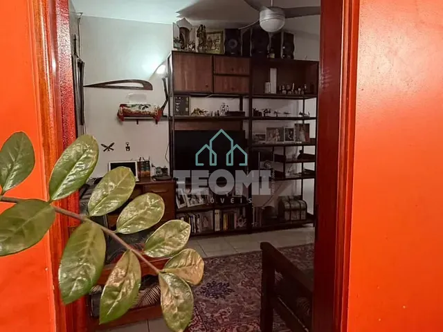 Casa 2 quartos e 1 banheiro, à venda, no bairro Piracangaguá em Taubaté