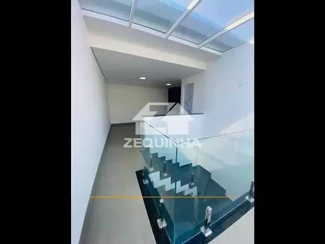 Casa com 183m² 4 quartos e 4 banheiros, à venda, no bairro Bela Vista em Osasco