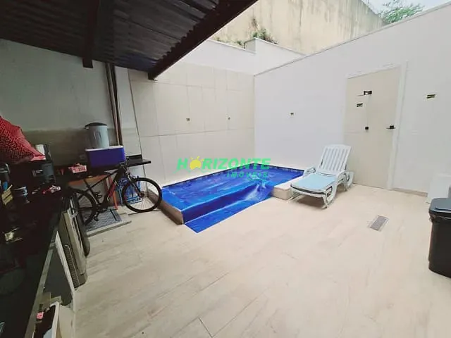 Casa com 105m² 3 quartos e 3 banheiros, à venda, no bairro Urbanova em São José dos Campos