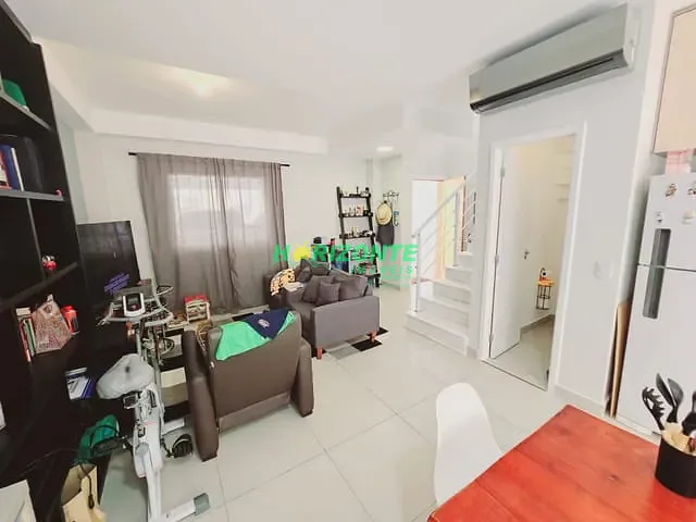 Casa com 105m² 3 quartos e 3 banheiros, à venda, no bairro Urbanova em São José dos Campos