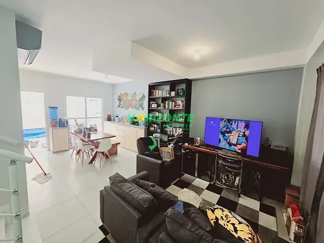 Casa com 105m² 3 quartos e 3 banheiros, à venda, no bairro Urbanova em São José dos Campos