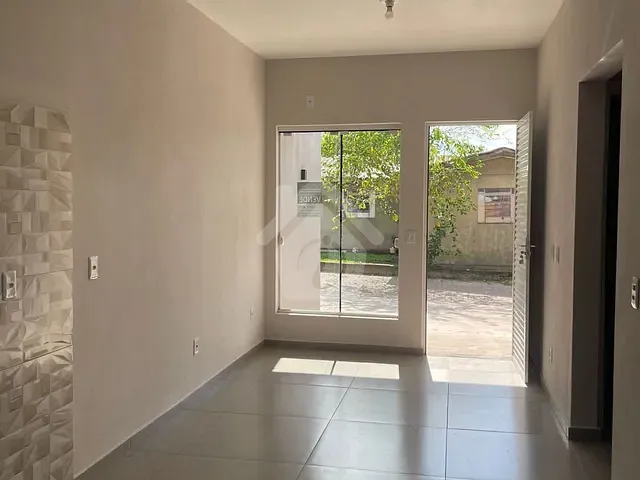 Casa 2 quartos e 1 banheiro, para alugar, no bairro Languiru em Teutônia