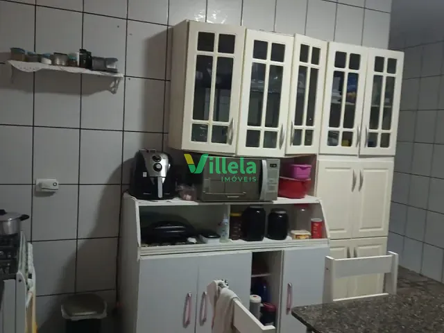Casa 3 quartos e 1 banheiro, à venda, no bairro Jardim Amazonas em Itaquaquecetuba