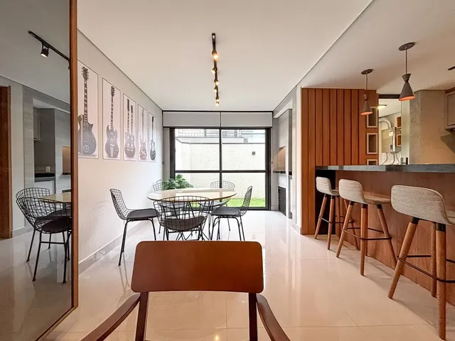 Casa com 171m² 3 quartos e 4 banheiros, à venda, no bairro Santa Felicidade em Curitiba