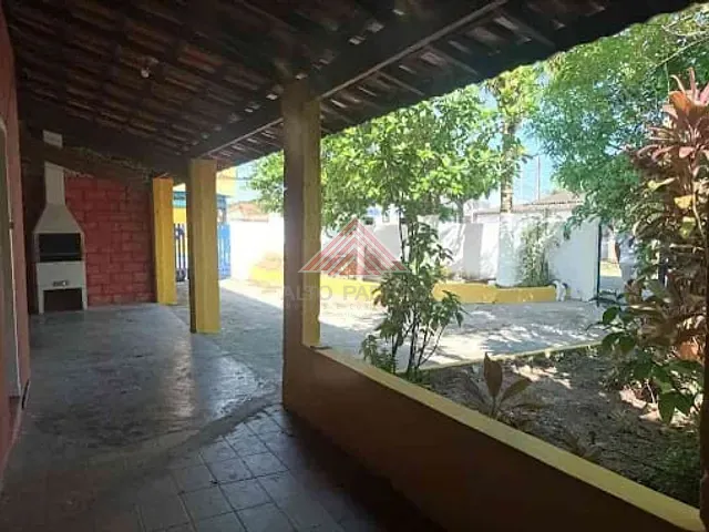 Casa com 348m² 2 quartos e 1 banheiro, à venda, no bairro Jardim Suarão em Itanhaém