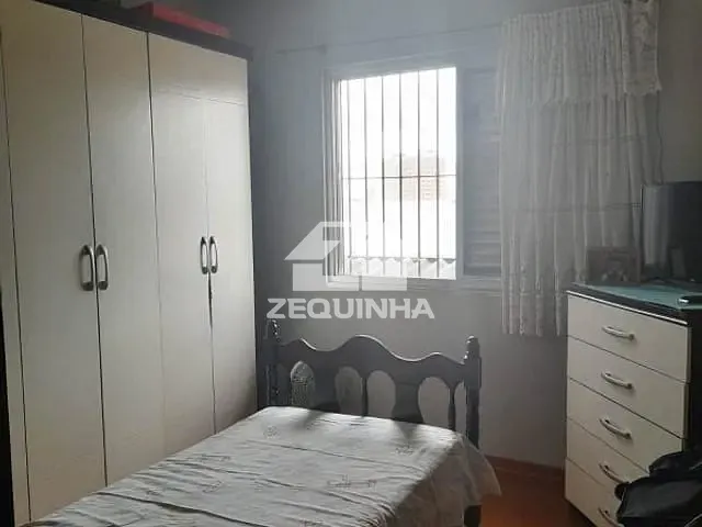 Casa com 125m² 3 quartos e 2 banheiros, à venda, no bairro Bela Vista em Osasco