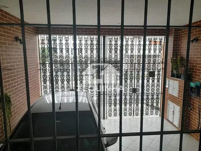 Casa com 125m² 3 quartos e 2 banheiros, à venda, no bairro Bela Vista em Osasco