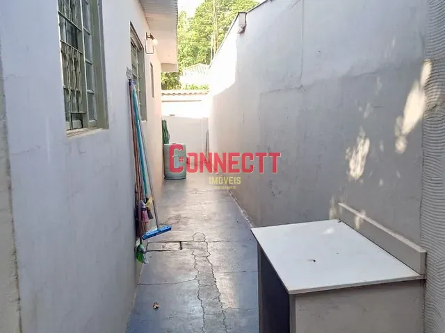 Casa com 200m² 2 quartos e 1 banheiro, à venda, no bairro Centro em Jardinópolis