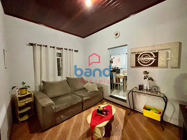 Casa 2 quartos e 1 banheiro, à venda, no bairro Centro em Porto Feliz