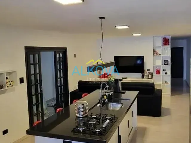 Casa com 250m² 4 quartos e 3 banheiros, à venda, no bairro Bosque dos Eucaliptos em São José dos Campos