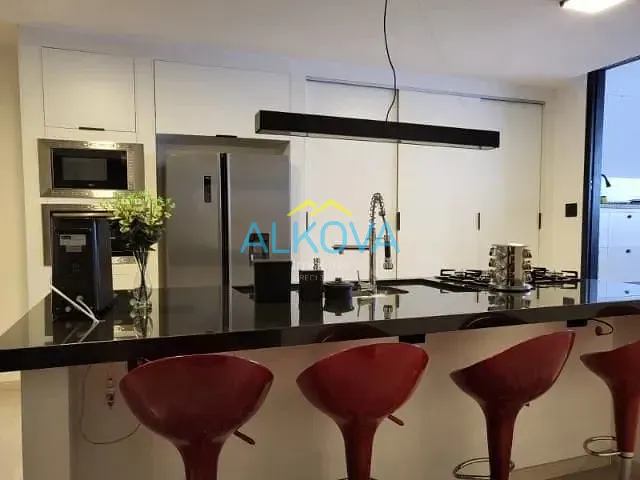 Casa com 250m² 4 quartos e 3 banheiros, à venda, no bairro Bosque dos Eucaliptos em São José dos Campos