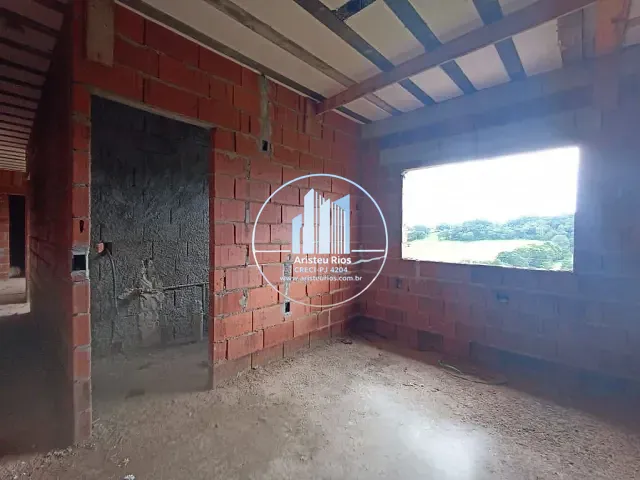 Casa com 302m² 3 quartos e 1 banheiro, à venda, no bairro Belo Horizonte em Pouso Alegre
