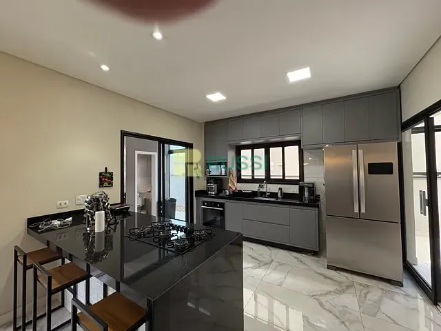 Casa 4 quartos e 6 banheiros, à venda ou para alugar, no bairro Urbanova em São José dos Campos
