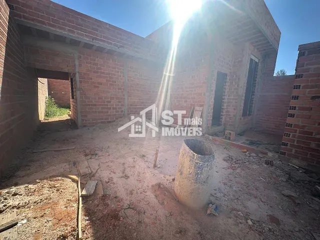 Casa 3 quartos e 1 banheiro, à venda, no bairro Village em Andradas