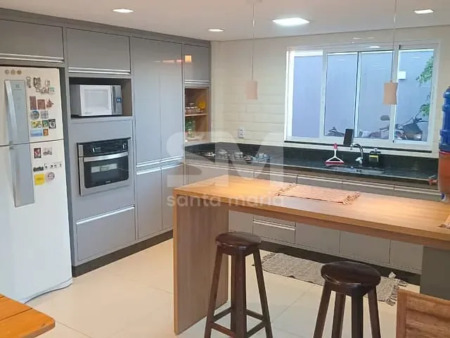 Casa com 240m² 3 quartos e 1 banheiro, à venda, no bairro Paraíso em Chapecó
