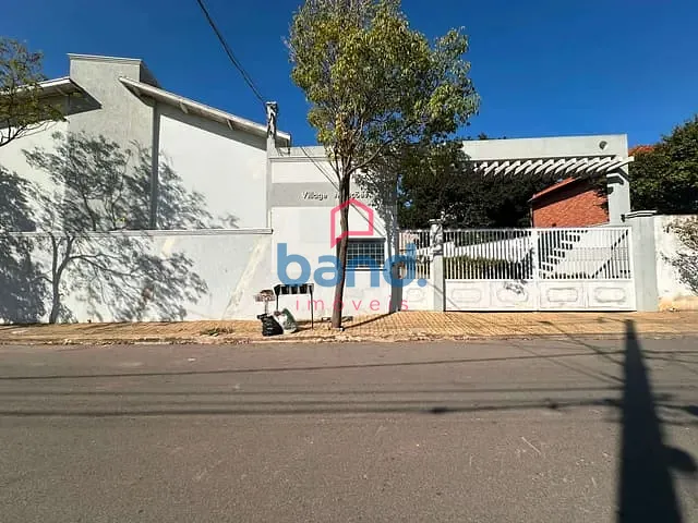 Casa 3 quartos e 3 banheiros, para alugar, no bairro Jardim São Pedro em Porto Feliz