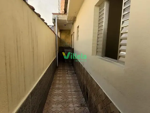 Casa 1 quarto e 1 banheiro, para alugar, no bairro Jardim Maragogipe em Itaquaquecetuba