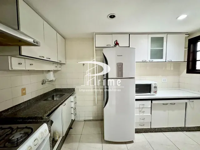 Casa 2 quartos e 2 banheiros, à venda, no bairro Itaipu em Niterói
