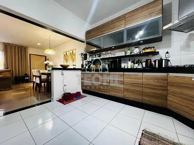 Casa 3 quartos e 2 banheiros, à venda, no bairro Vila Areao em Taubaté