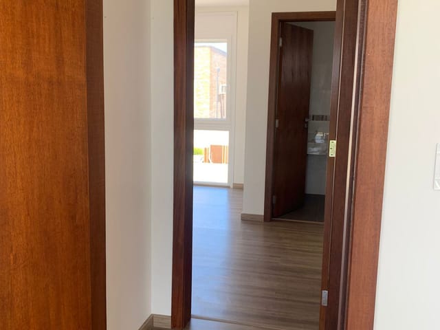 Casa 2 quartos e 1 banheiro, à venda, no bairro Laranjal em Pelotas