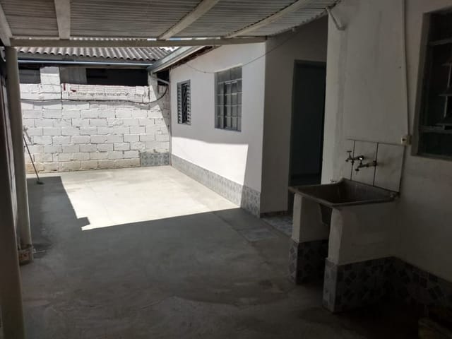 Foto do Casa - Edícula com 1 dormitório para alugar, 45 m² por R$ 1.520,00/mês - Parque Industrial - São José dos Campos/SP | INDEPENDENCE NEGOCIOS IMOBILIARIOS LTDA