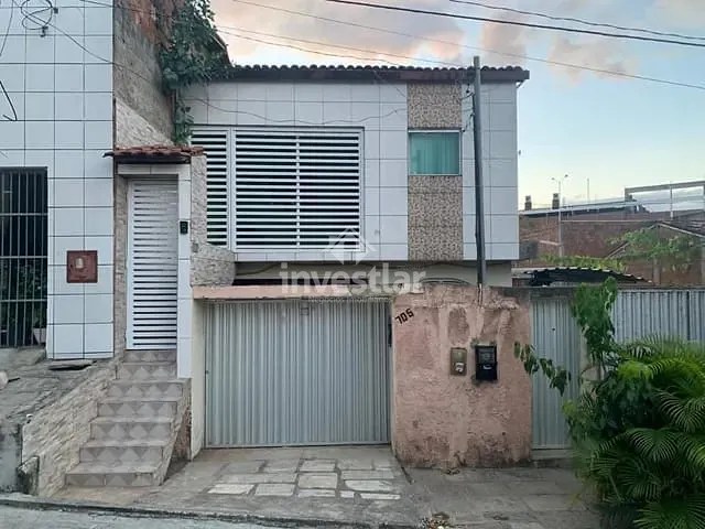 Casa com 240m² 7 quartos e 6 banheiros, à venda, no bairro Alto Branco em Campina Grande