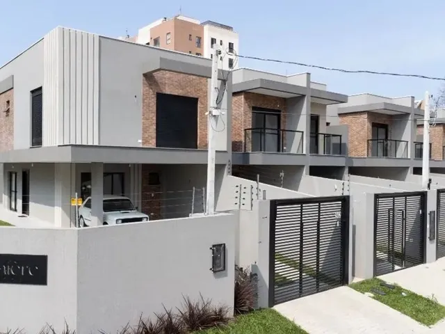 Casa com 121m² 3 quartos e 3 banheiros, à venda, no bairro Tingui em Curitiba