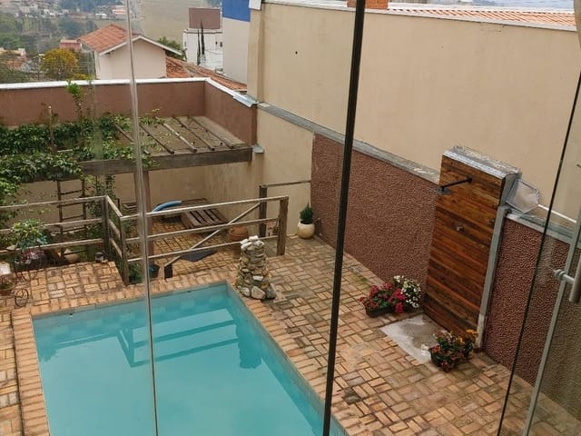 Casa com 210m² 2 quartos e 2 banheiros, à venda, no bairro Morada dos Nobres em Taubaté