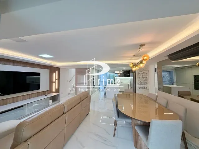 Casa com 280m² 4 quartos e 6 banheiros, à venda, no bairro Charitas em Rua Leonel Magalhães