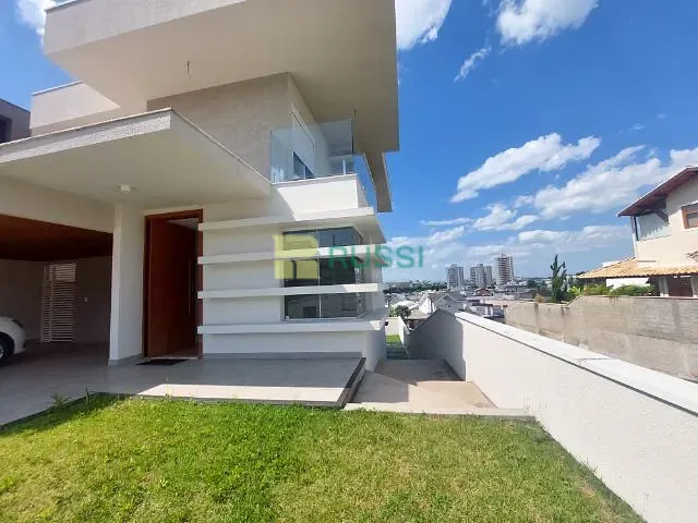 Casa com 300m² 3 quartos e 5 banheiros, à venda, no bairro Urbanova V em São José dos Campos