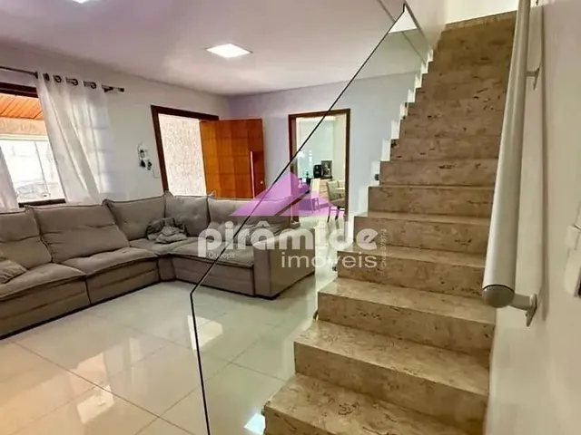 Casa com 155m² 3 quartos e 2 banheiros, à venda, no bairro Jardim São Vicente em São José Dos Campos