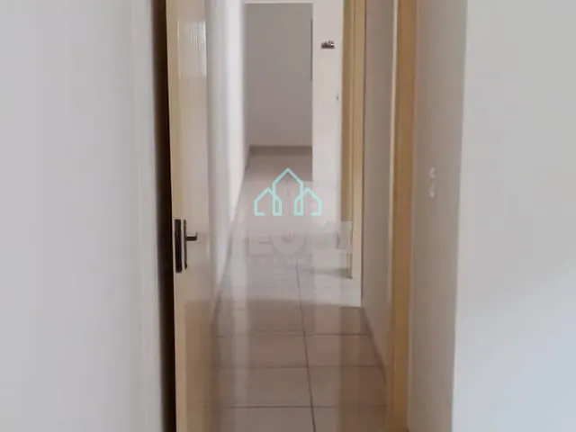 Casa 2 quartos e 1 banheiro, à venda, no bairro Parque Urupês em Taubaté