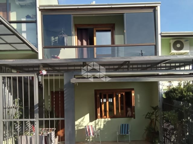 Casa 2 quartos e 1 banheiro, à venda, no bairro São Luiz em Caxias do Sul