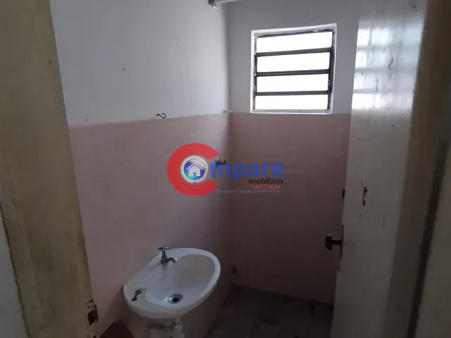 Casa com 40m² 2 quartos e 2 banheiros, para alugar, no bairro Vila Augusta em Guarulhos